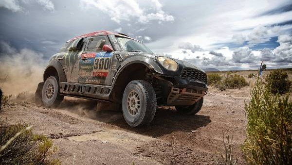 2015 Dakar Rally: Nasser Al-Attiyah defends his lead in the overall classification ahead of the rest day