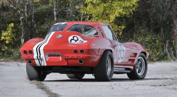 The Iconic 1963 Corvette Race car: A Look Back at the Legendary Race Car